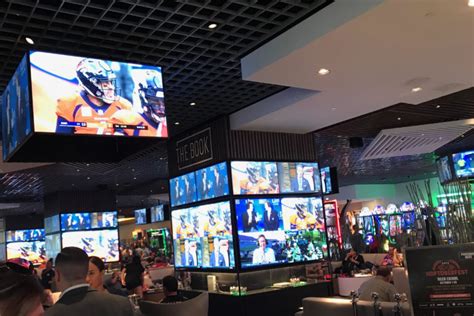 best sportsbook in vegas|Top 5 Las Vegas Sportsbooks 2021 .